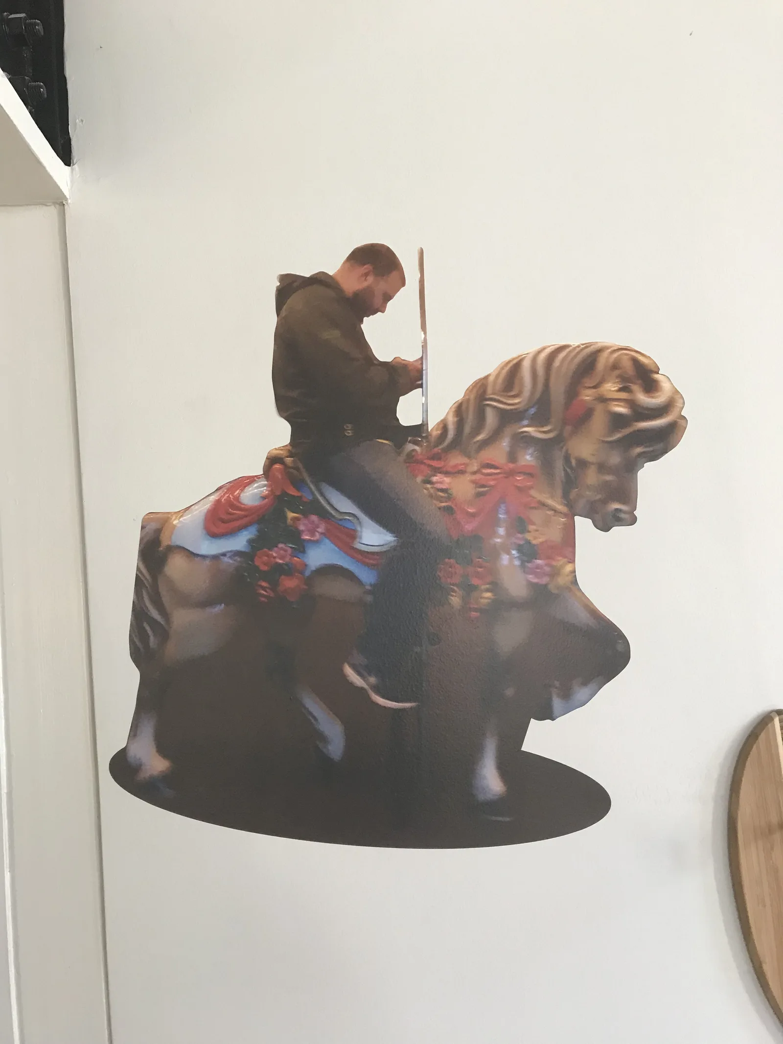 Bear sighting: Ride the horsey!
